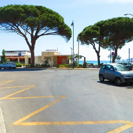 Surf House Mondello *